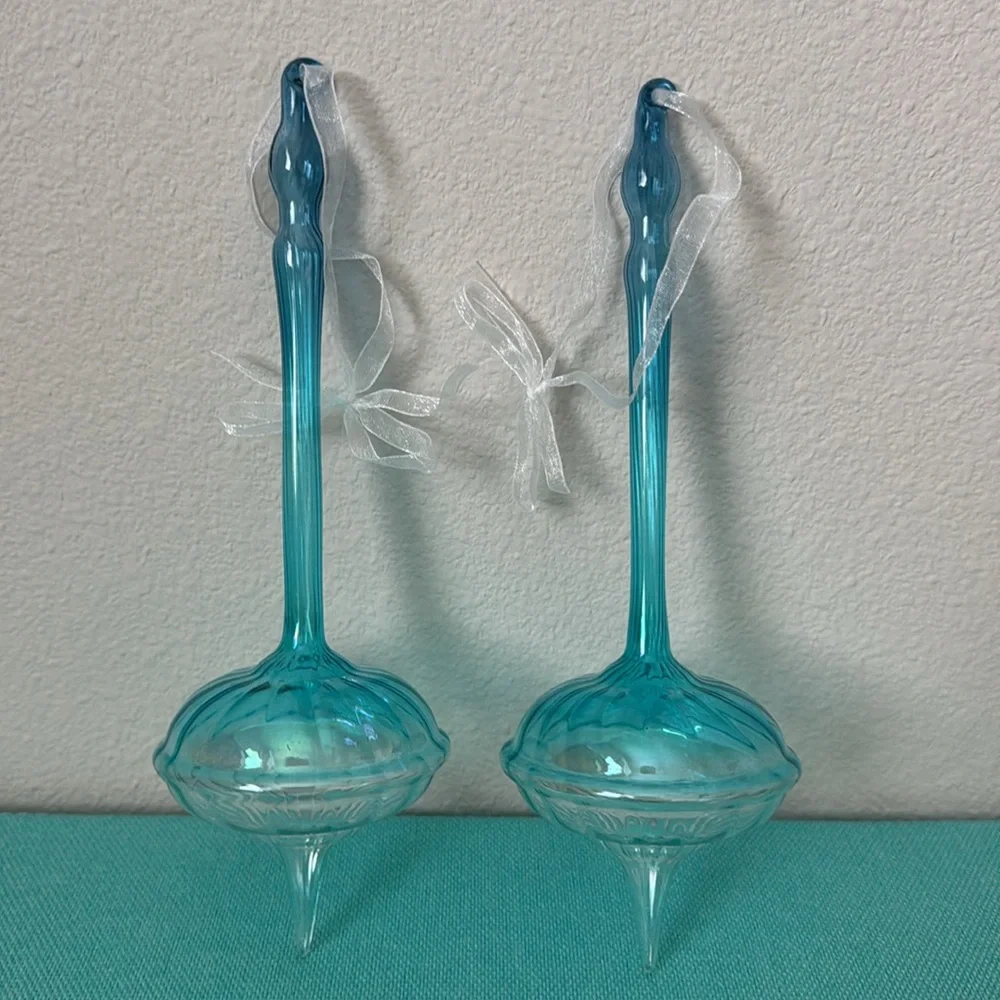 2 Turquoise Top Ornaments